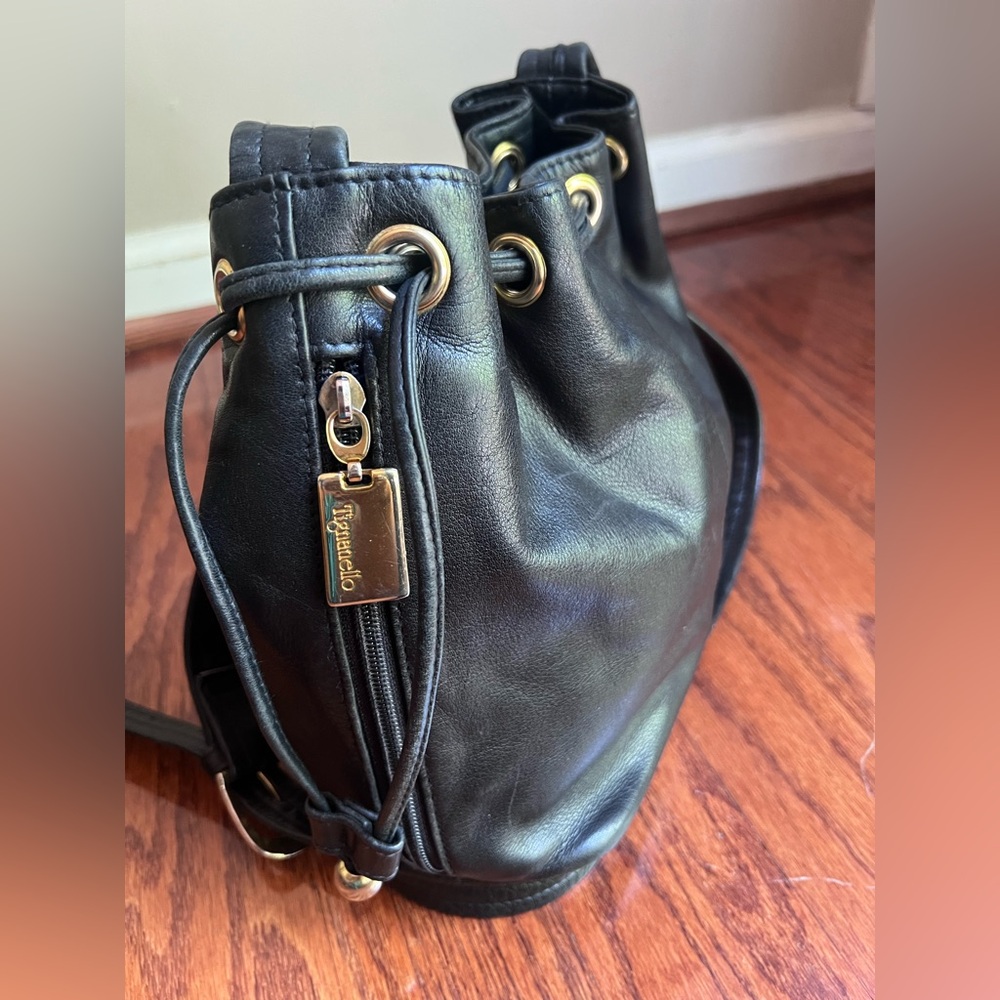 Tignanello Black Leather Drawstring Shoulder Bucket Bag - Picture 4 of 5